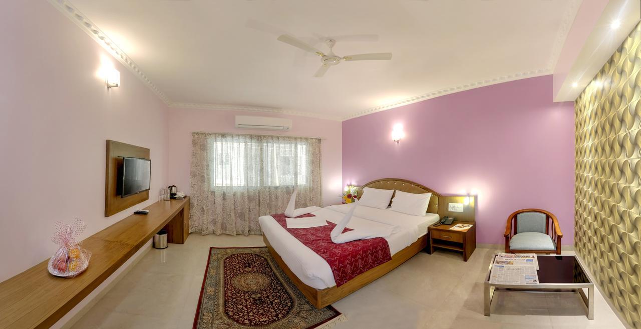 Hotel Jyothis Residency Kolluru Exterior foto